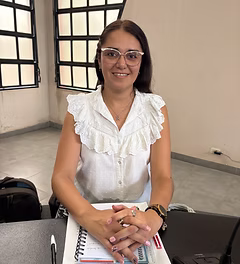 Dra.: Renata Porcari Rivella